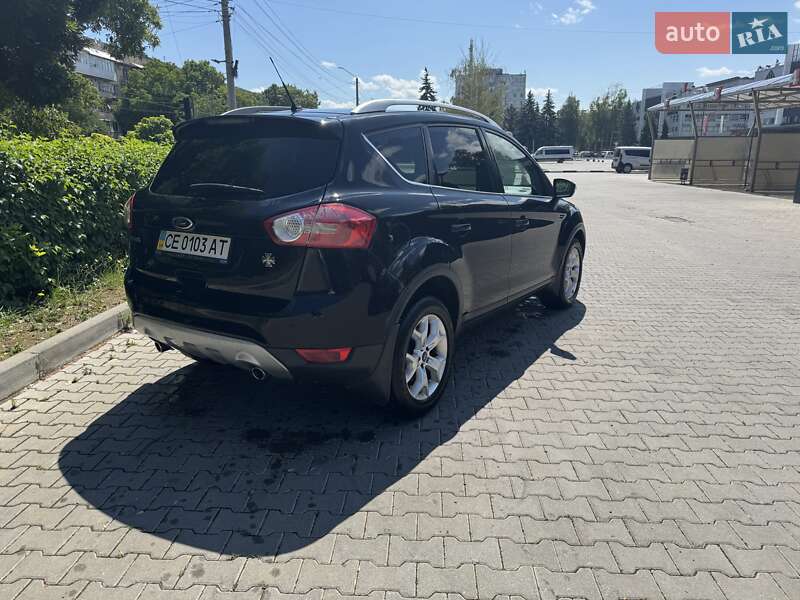 Позашляховик / Кросовер Ford Kuga 2012 в Чернівцях