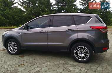 Внедорожник / Кроссовер Ford Kuga 2014 в 