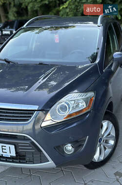 Позашляховик / Кросовер Ford Kuga 2011 в 