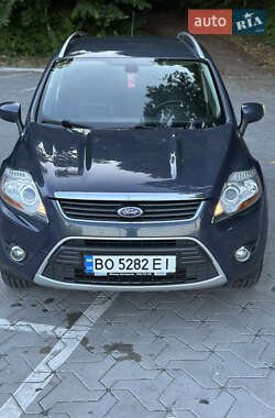 Позашляховик / Кросовер Ford Kuga 2011 в 