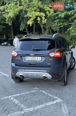 Позашляховик / Кросовер Ford Kuga 2011 в 