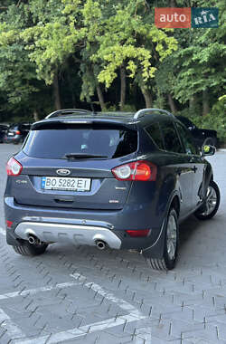 Позашляховик / Кросовер Ford Kuga 2011 в 