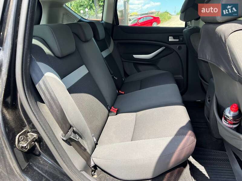 Внедорожник / Кроссовер Ford Kuga 2010 в Киеве