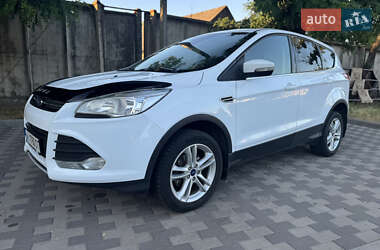 Внедорожник / Кроссовер Ford Kuga 2016 в 