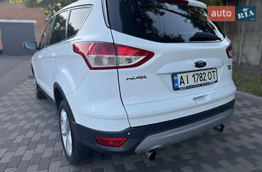 Внедорожник / Кроссовер Ford Kuga 2016 в 