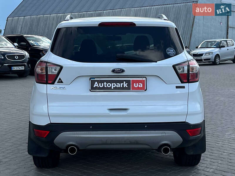 Внедорожник / Кроссовер Ford Kuga 2017 в Львове