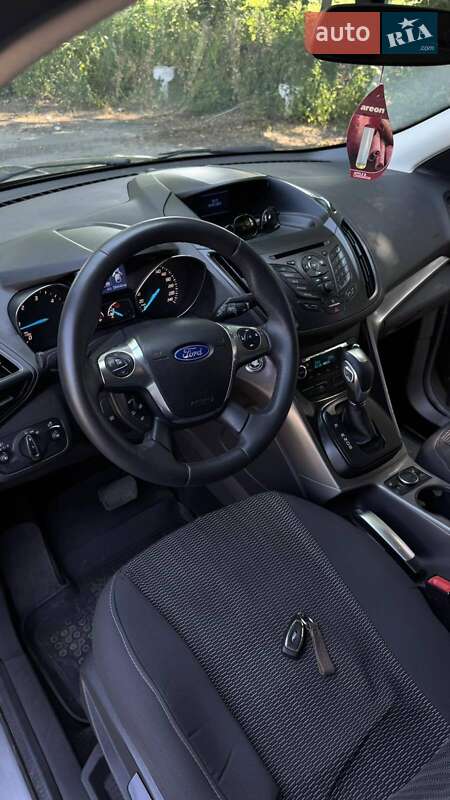 Внедорожник / Кроссовер Ford Kuga 2013 в Корсуне-Шевченковском