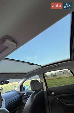 Внедорожник / Кроссовер Ford Kuga 2010 в 