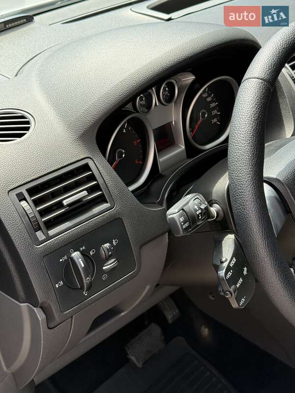 Внедорожник / Кроссовер Ford Kuga 2012 в Каменец-Подольском