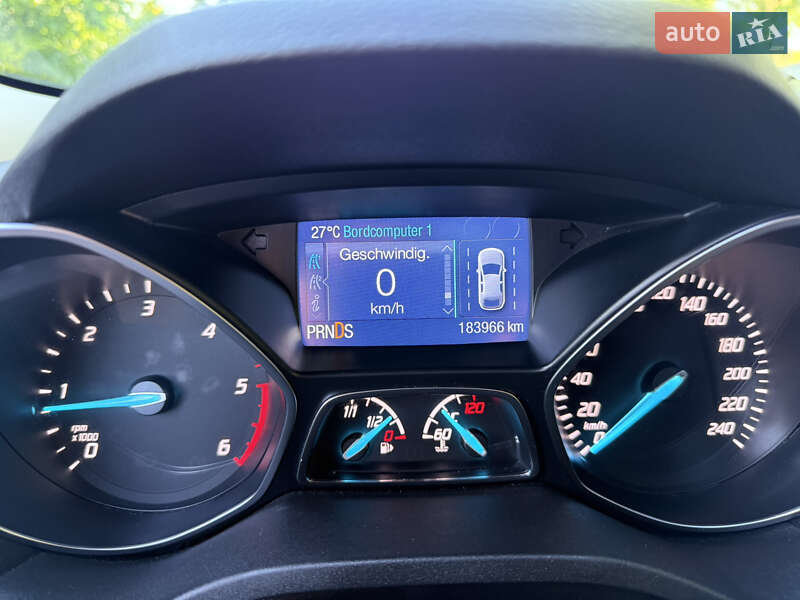 Внедорожник / Кроссовер Ford Kuga 2015 в Дубно