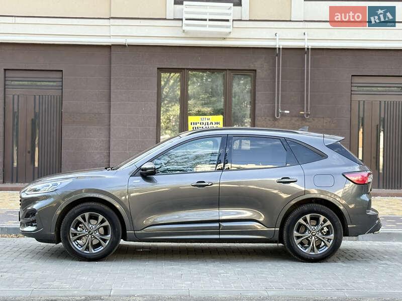 Внедорожник / Кроссовер Ford Kuga 2023 в Николаеве