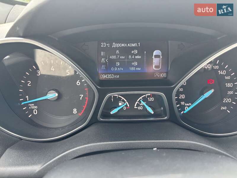Внедорожник / Кроссовер Ford Kuga 2018 в Ивано-Франковске