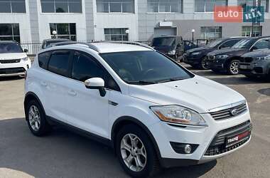 Внедорожник / Кроссовер Ford Kuga 2012 в 