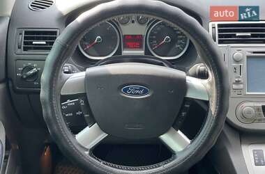 Внедорожник / Кроссовер Ford Kuga 2012 в 
