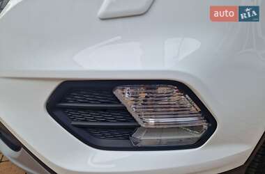 Внедорожник / Кроссовер Ford Kuga 2019 в 