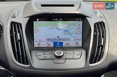 Внедорожник / Кроссовер Ford Kuga 2019 в 