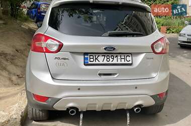 Внедорожник / Кроссовер Ford Kuga 2011 в 