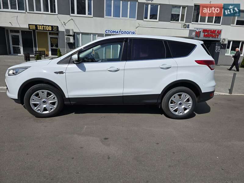 Внедорожник / Кроссовер Ford Kuga 2015 в Харькове
