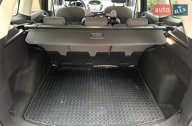 Внедорожник / Кроссовер Ford Kuga 2014 в Мукачево