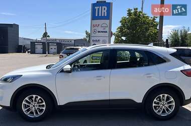 Внедорожник / Кроссовер Ford Kuga 2020 в 
