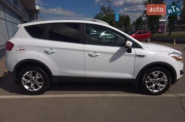 Внедорожник / Кроссовер Ford Kuga 2011 в 