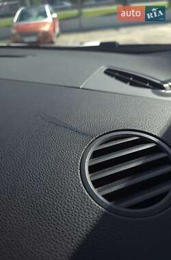 Внедорожник / Кроссовер Ford Kuga 2011 в 