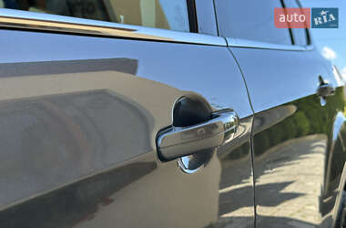 Внедорожник / Кроссовер Ford Kuga 2013 в 