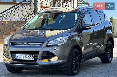 Внедорожник / Кроссовер Ford Kuga 2013 в 
