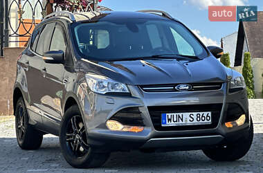 Внедорожник / Кроссовер Ford Kuga 2013 в 