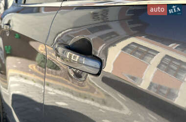 Внедорожник / Кроссовер Ford Kuga 2013 в 