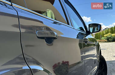 Внедорожник / Кроссовер Ford Kuga 2013 в 