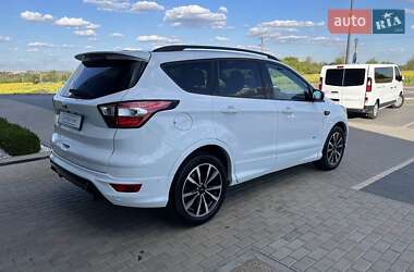 Внедорожник / Кроссовер Ford Kuga 2018 в 