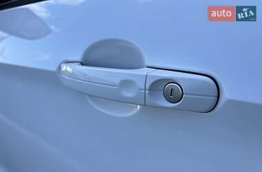Внедорожник / Кроссовер Ford Kuga 2018 в 