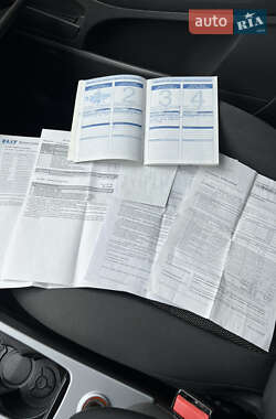 Внедорожник / Кроссовер Ford Kuga 2011 в 