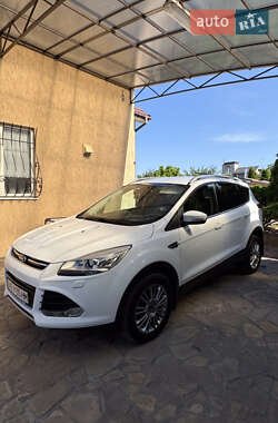 Внедорожник / Кроссовер Ford Kuga 2013 в 