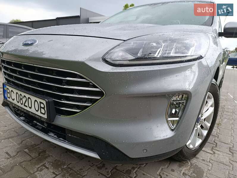 Внедорожник / Кроссовер Ford Kuga 2020 в Львове