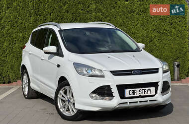 Позашляховик / Кросовер Ford Kuga 2016 в Стрию