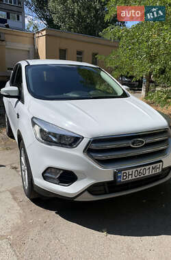 Внедорожник / Кроссовер Ford Kuga 2018 в Одессе