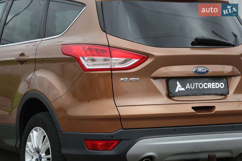 Внедорожник / Кроссовер Ford Kuga 2013 в Киеве