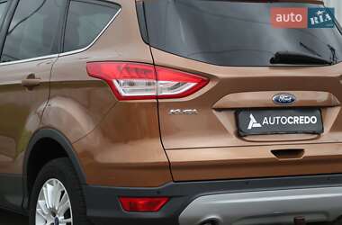 Внедорожник / Кроссовер Ford Kuga 2013 в 