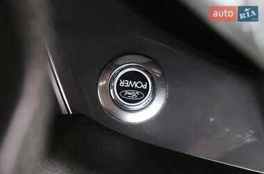 Внедорожник / Кроссовер Ford Kuga 2013 в 