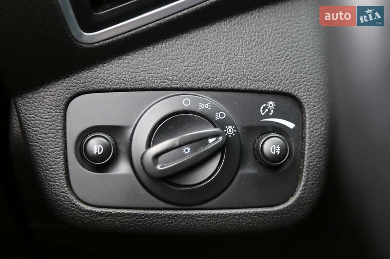 Внедорожник / Кроссовер Ford Kuga 2013 в Киеве