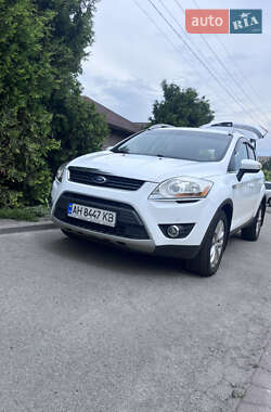 Внедорожник / Кроссовер Ford Kuga 2012 в 