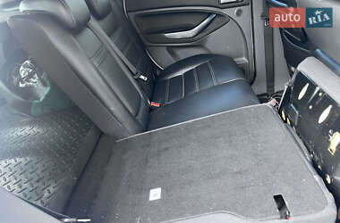 Внедорожник / Кроссовер Ford Kuga 2012 в 