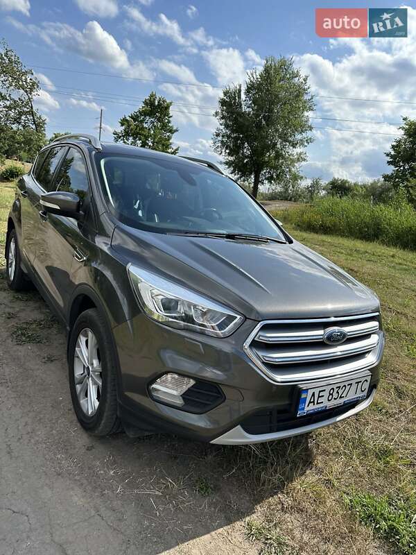 Внедорожник / Кроссовер Ford Kuga 2019 в Днепре