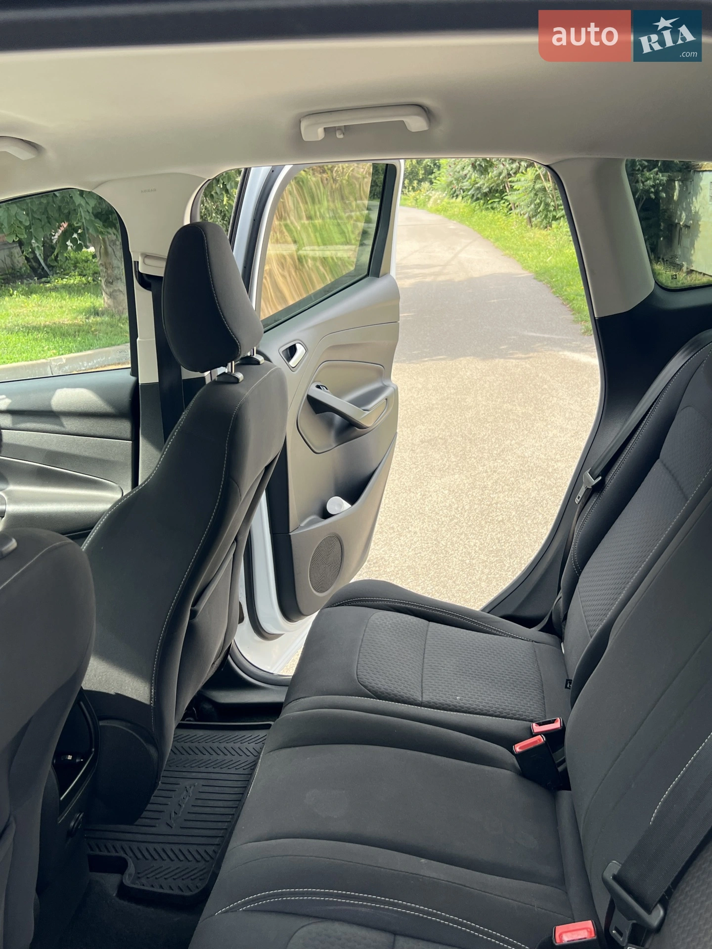2018 Ford Kuga - мініатюра 10