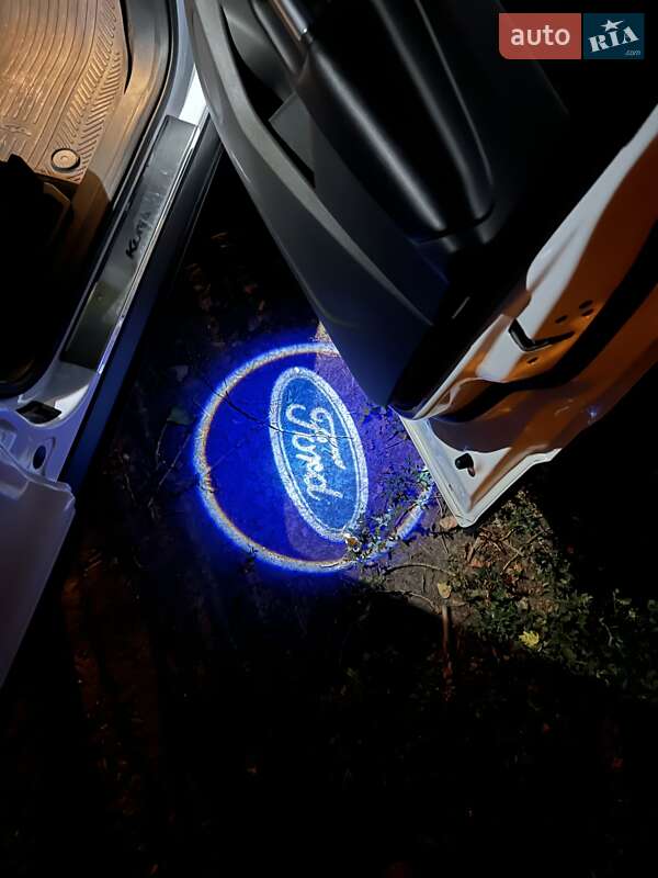 Внедорожник / Кроссовер Ford Kuga 2018 в Полтаве