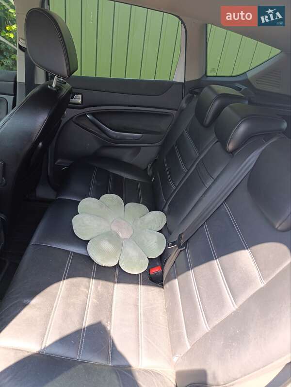 Позашляховик / Кросовер Ford Kuga 2012 в Миргороді