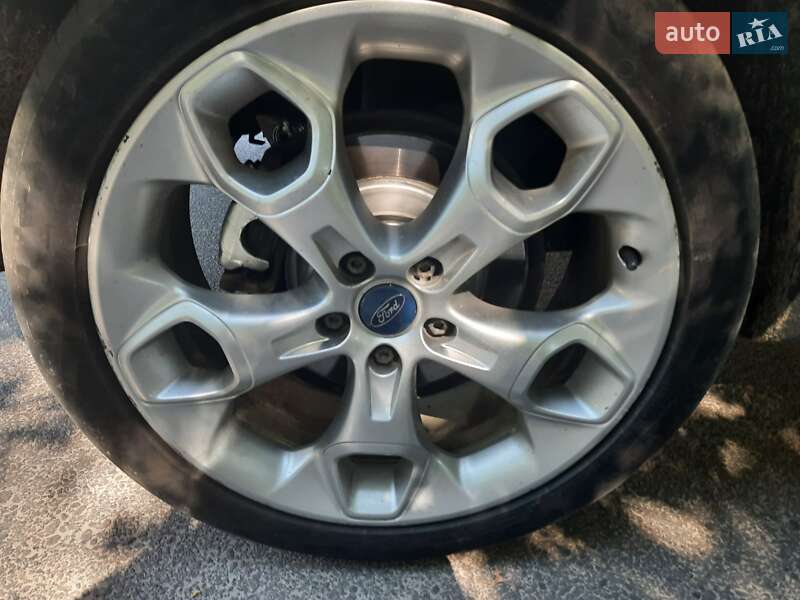 Позашляховик / Кросовер Ford Kuga 2011 в Вараші фото 4 Позашляховик / Кросовер Ford Kuga 2011 в Вараші