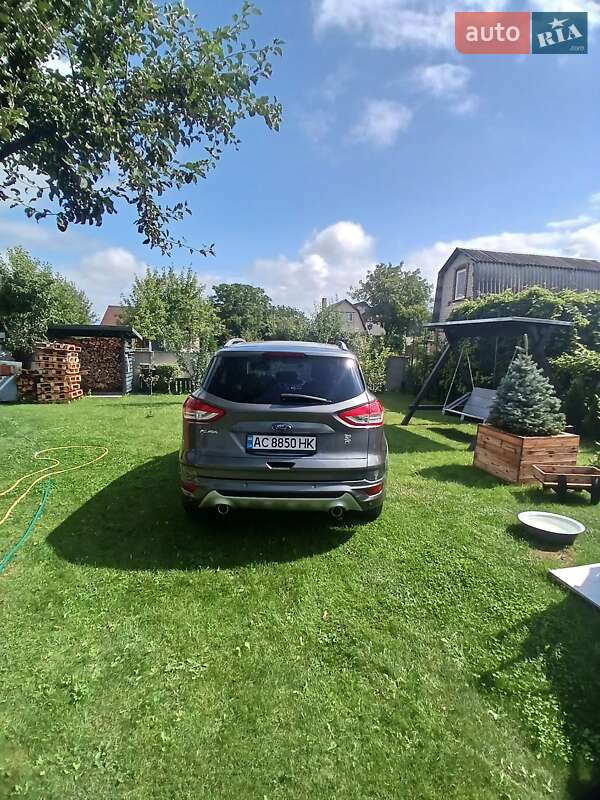 Внедорожник / Кроссовер Ford Kuga 2013 в Луцке